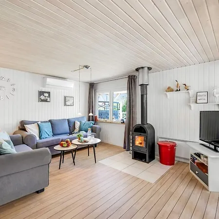 Sebine - 400m To The Fjord By Interhome *
